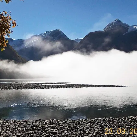 Сasa de vacaciones Three-bedroom Holiday In Oppstryn *