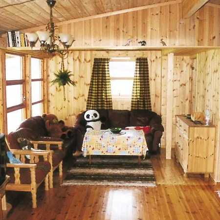 Three-bedroom Holiday In Oppstryn *